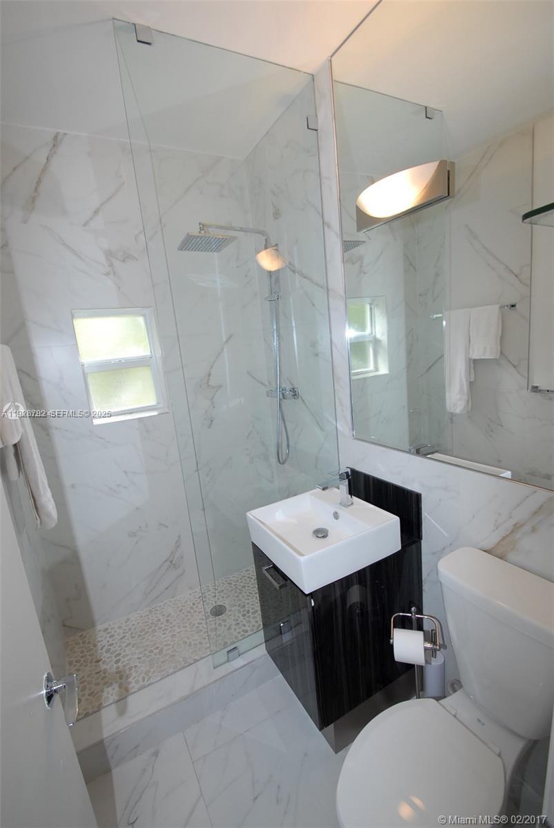 1000 Meridian Ave 23 Property Photo 6