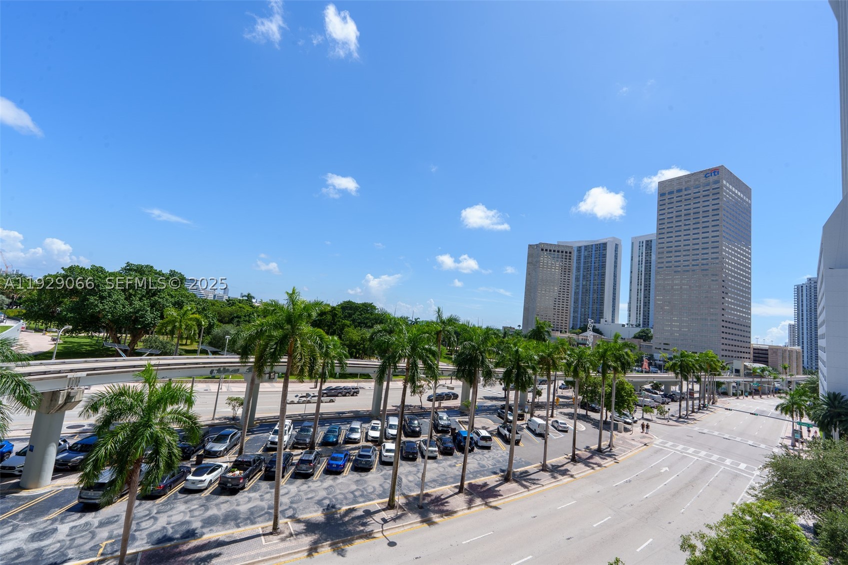 50 Biscayne Blvd 503 Property Photo 3