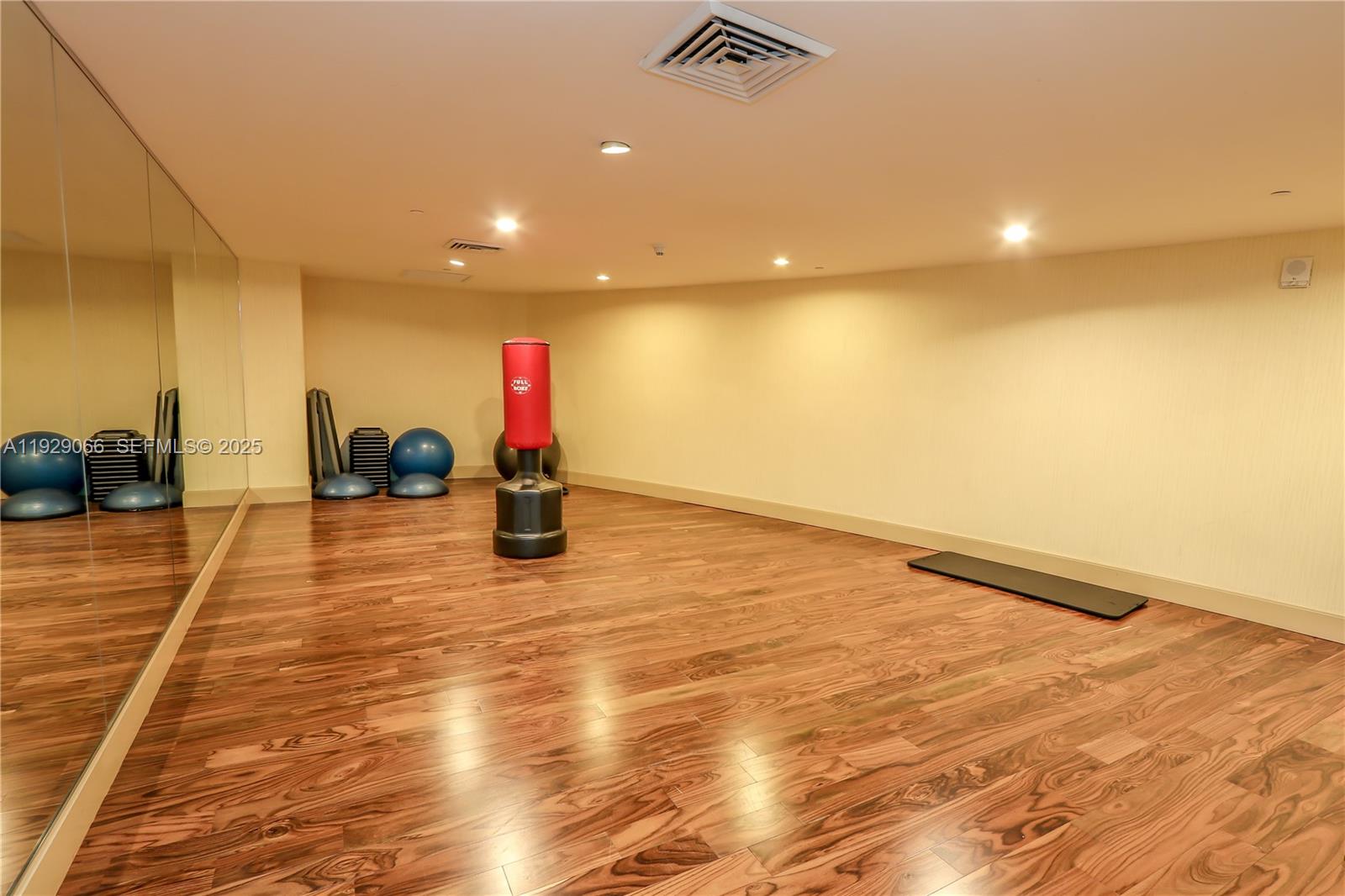 50 Biscayne Blvd 503 Property Photo 16
