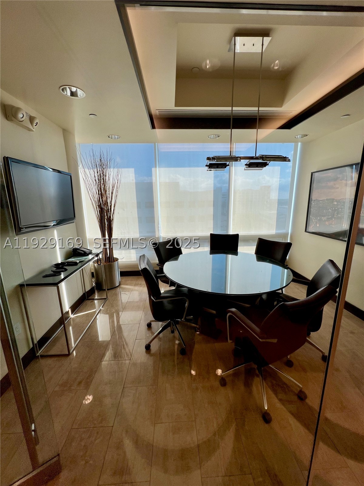 20900 Ne 30 Th Ave Property Photo 3
