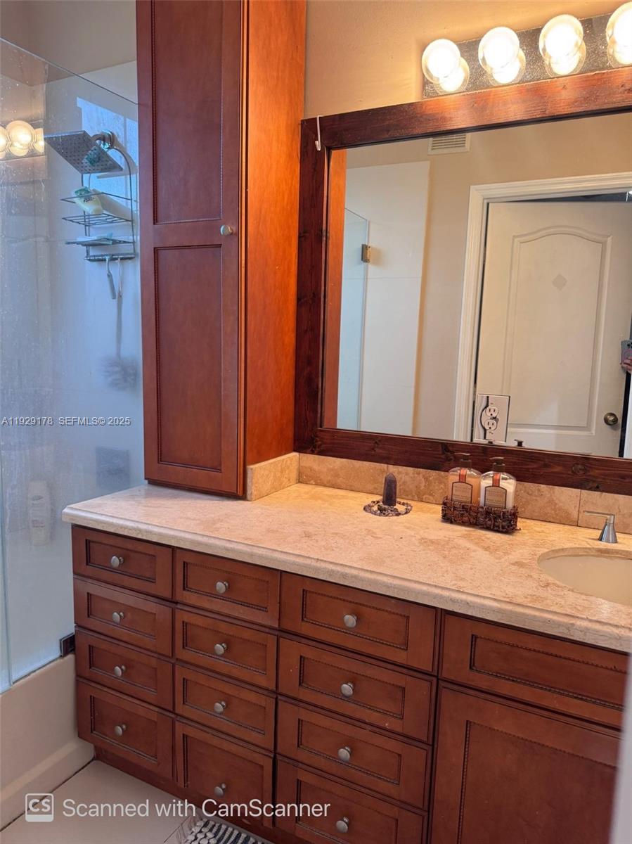 15064 Sw 8th Ln Property Photo 8