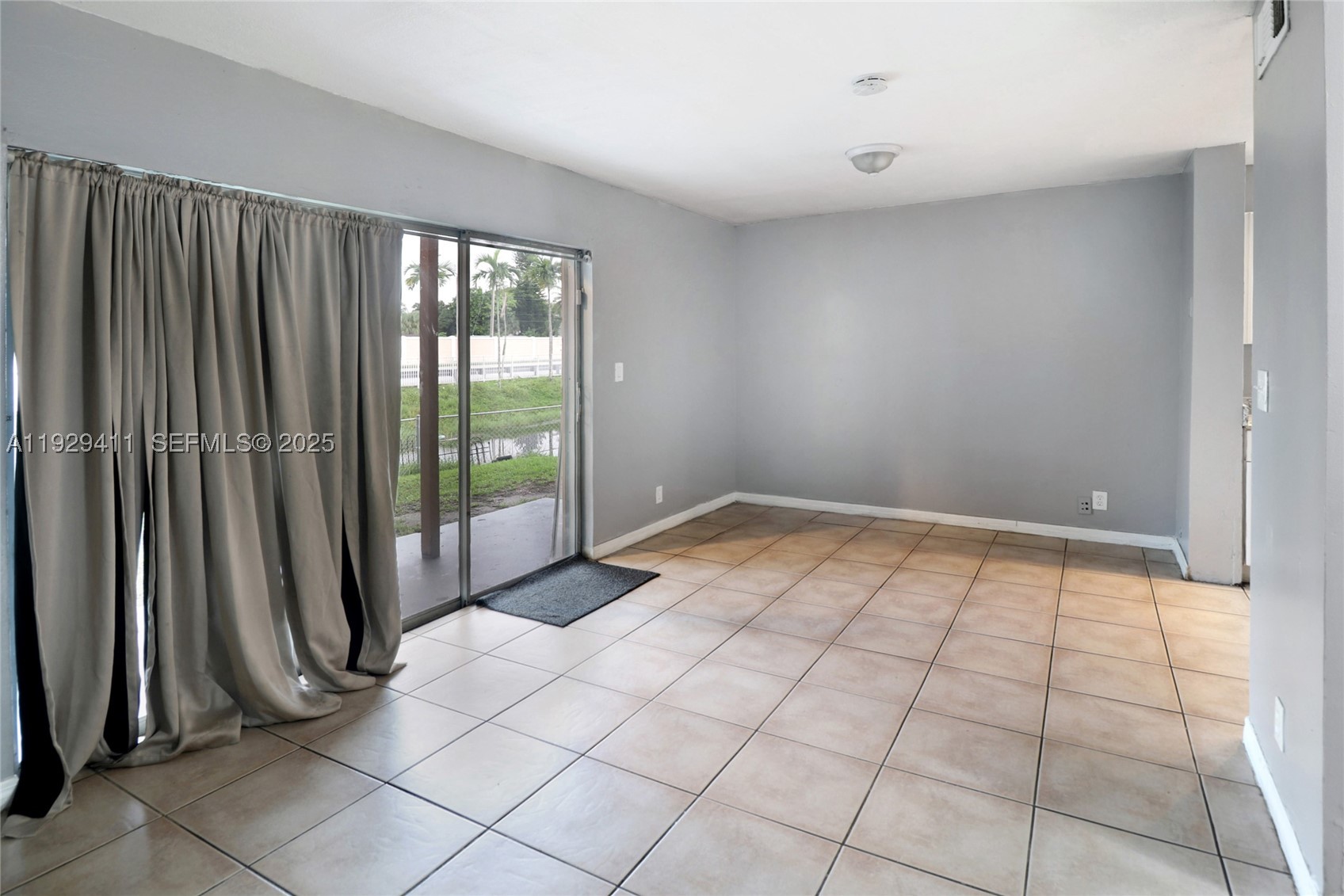 6352 Boulevard Of Champions 1 Property Photo 8