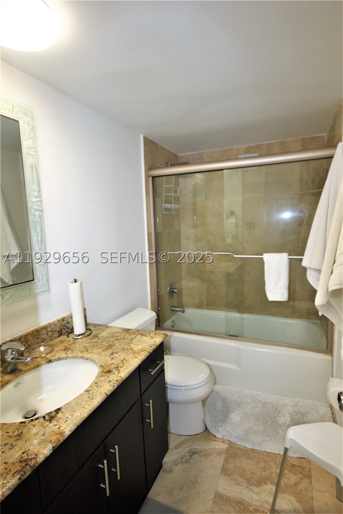 5161 Collins Ave 1610 Property Photo 12