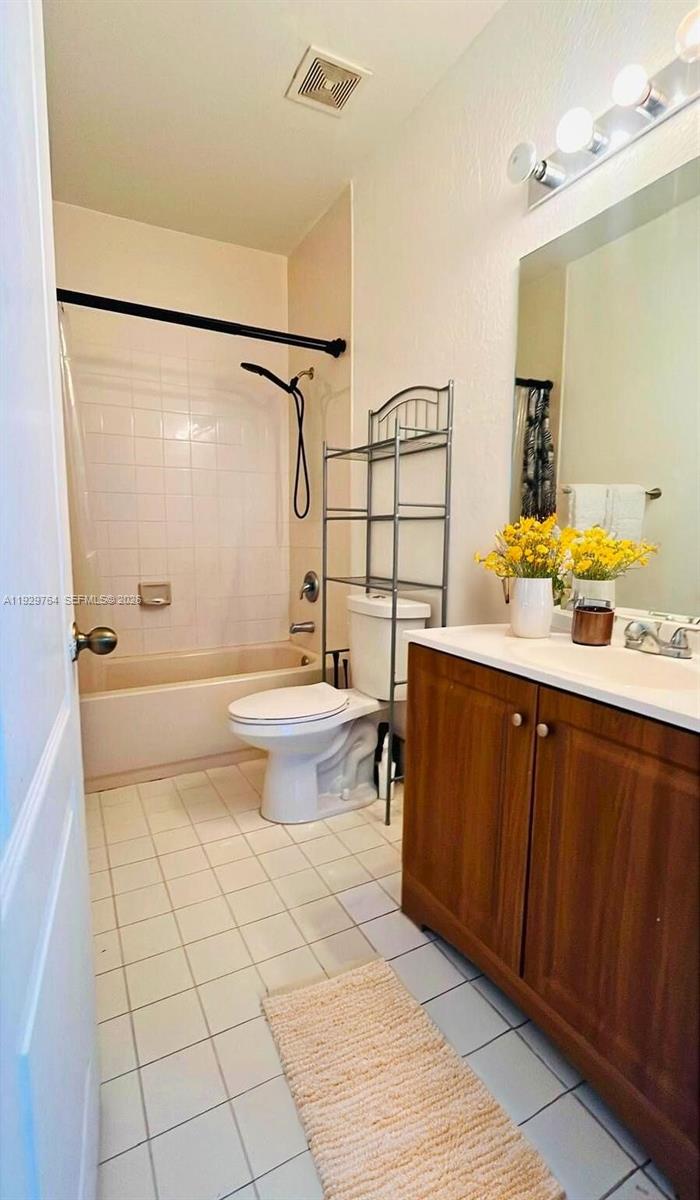 2811 Se 17th Ave 210 Property Photo 7