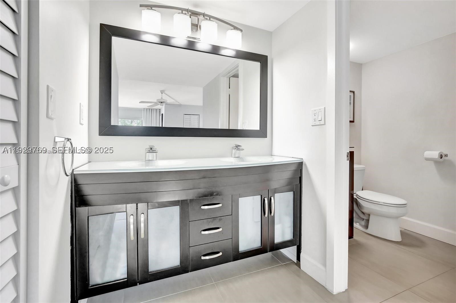 3930 Inverrary Blvd 405-d Property Photo 25