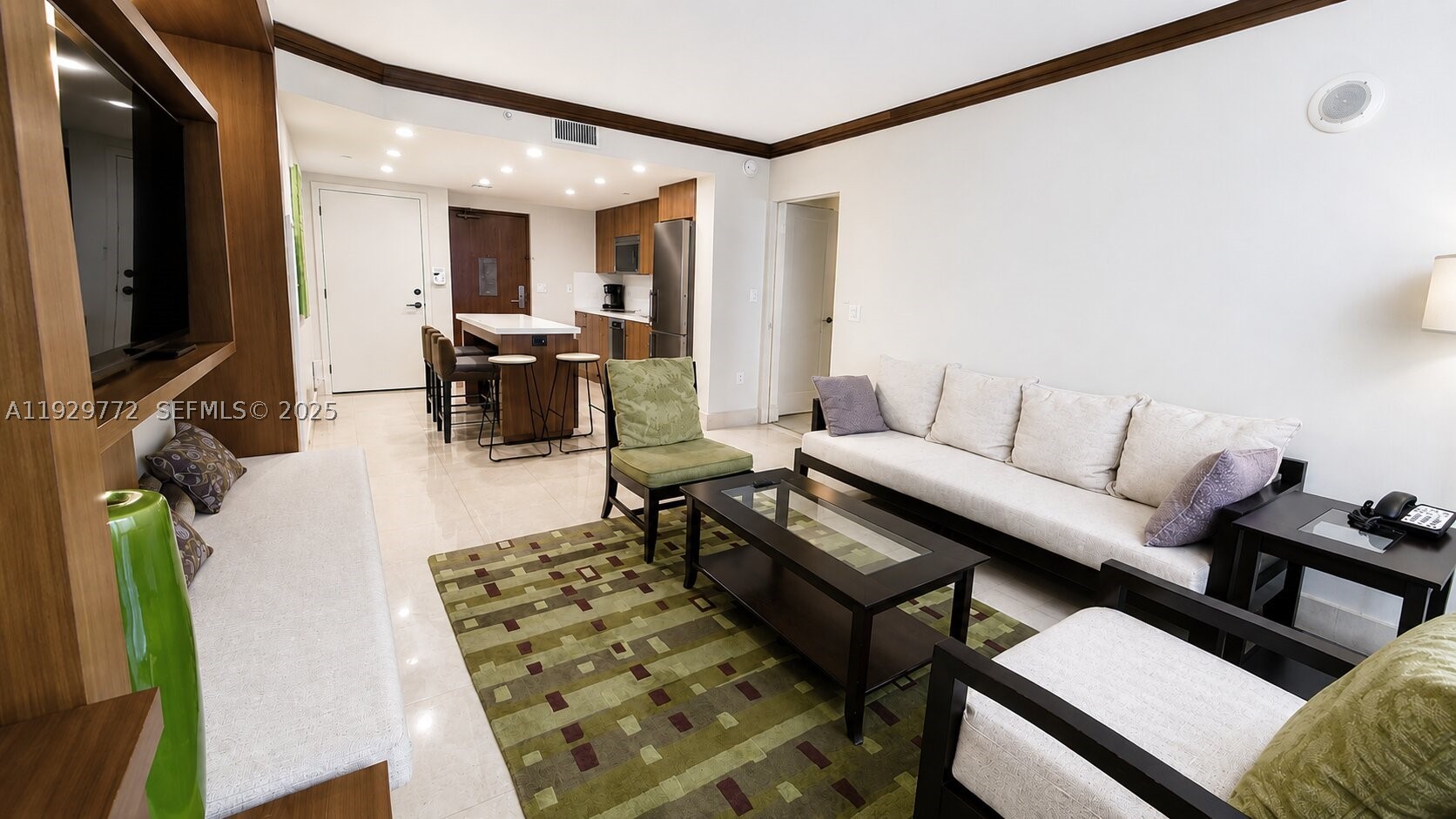 6801 Collins Ave 309 Property Photo 4