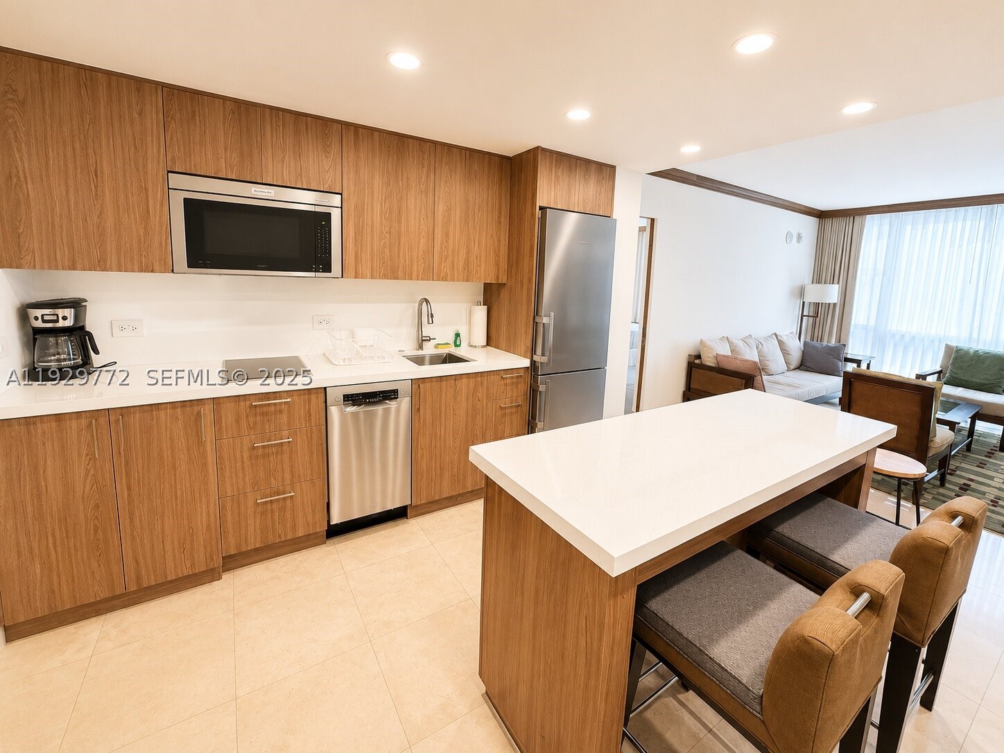 6801 Collins Ave 309 Property Photo 17