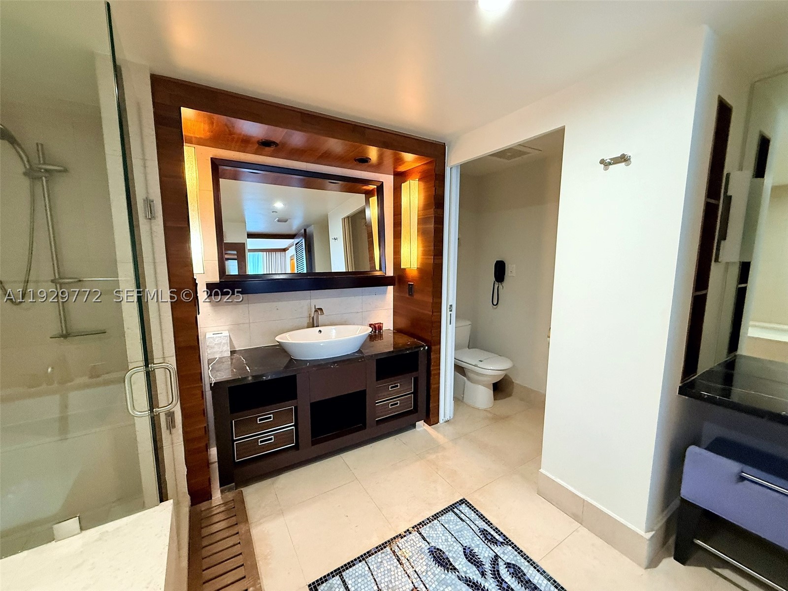 6801 Collins Ave 309 Property Photo 21