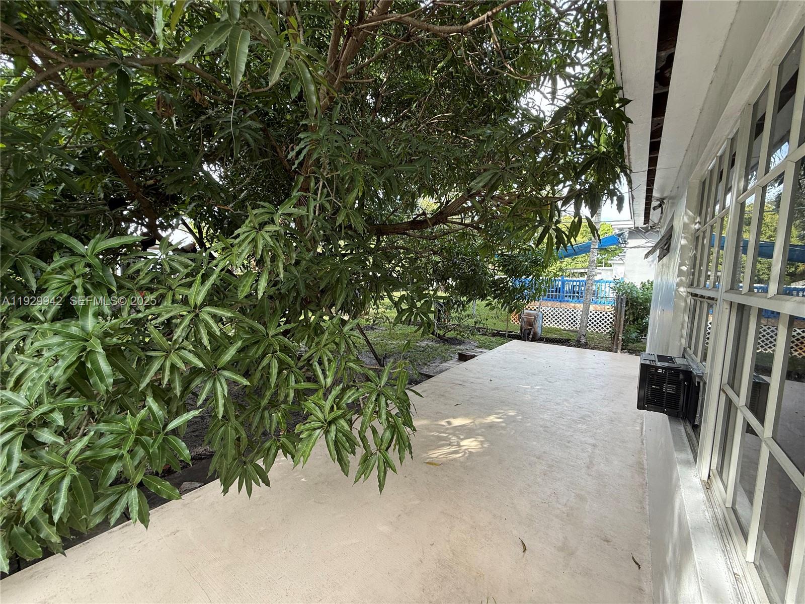 14630 Ne 5th Ct Property Photo 6