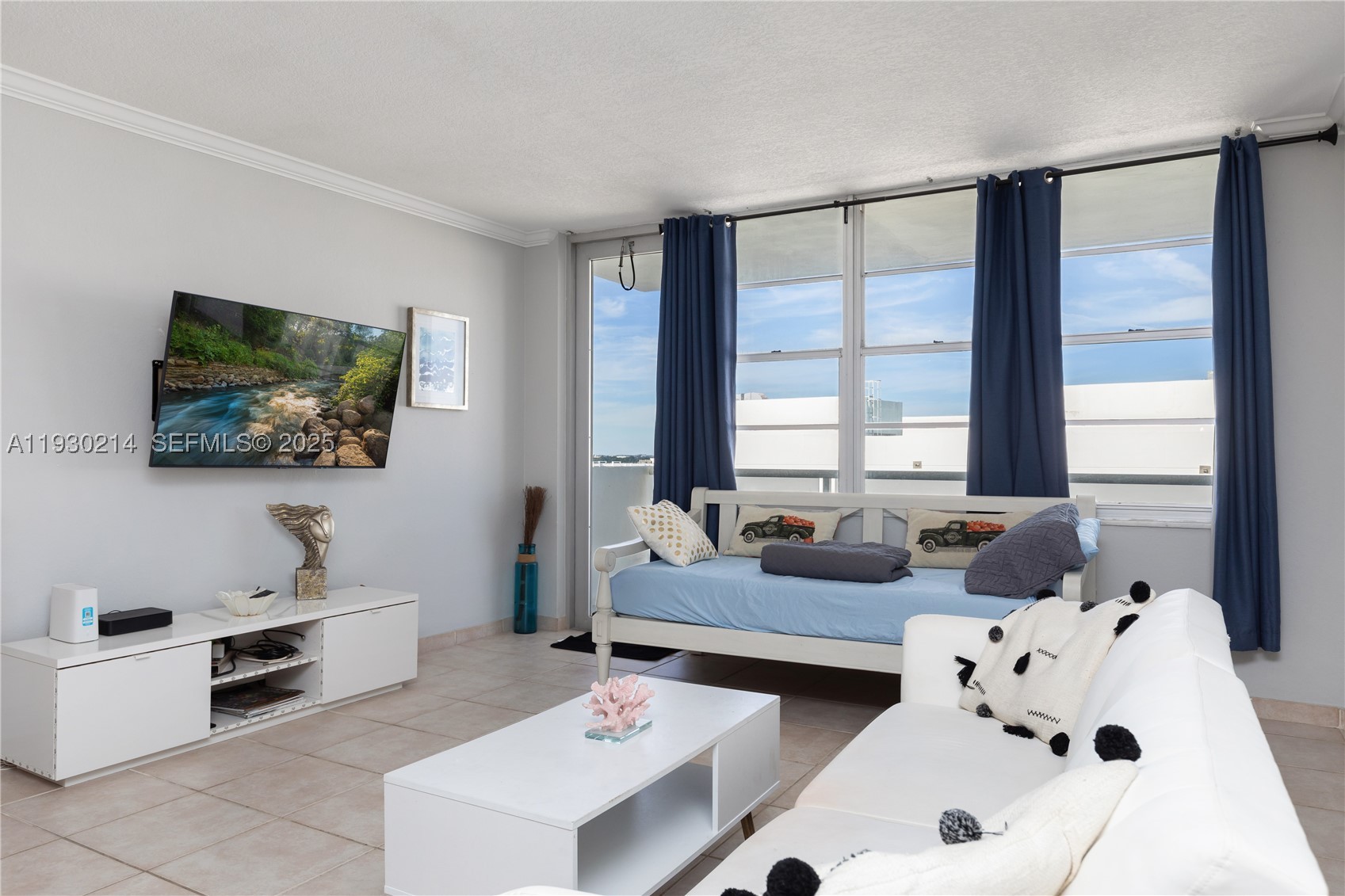 3725 S Ocean Dr 1421 Property Photo 4