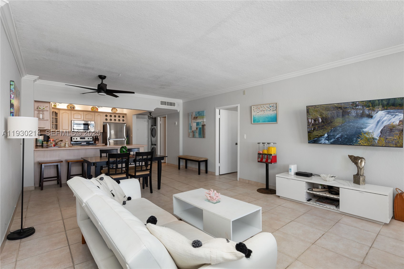 3725 S Ocean Dr 1421 Property Photo 6