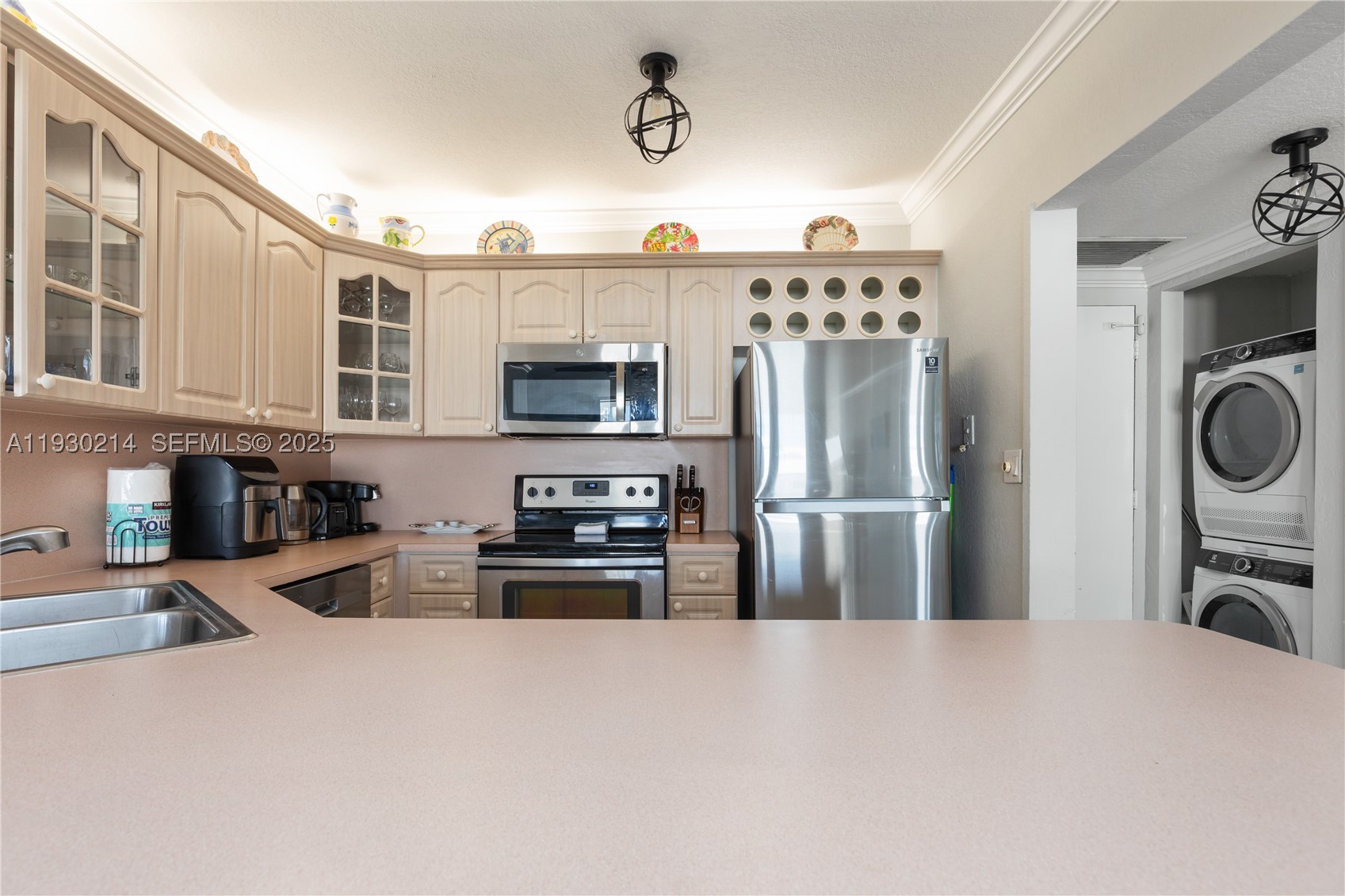 3725 S Ocean Dr 1421 Property Photo 15