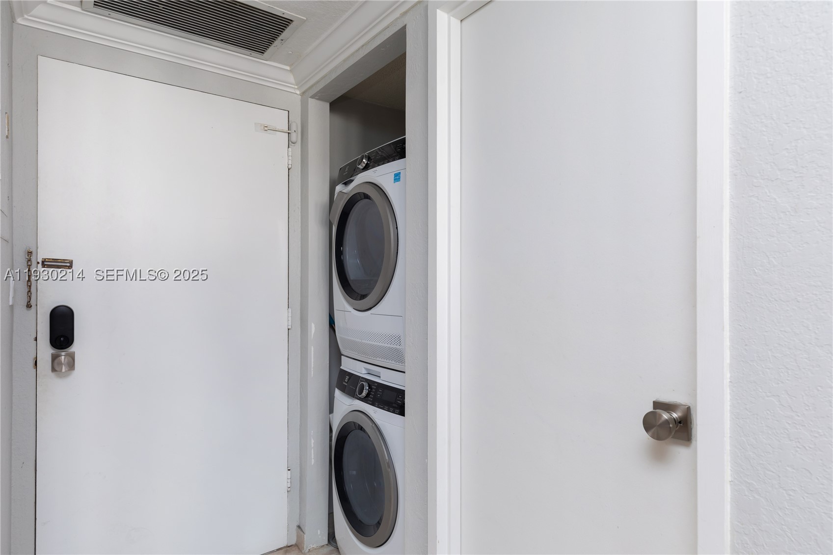 3725 S Ocean Dr 1421 Property Photo 18