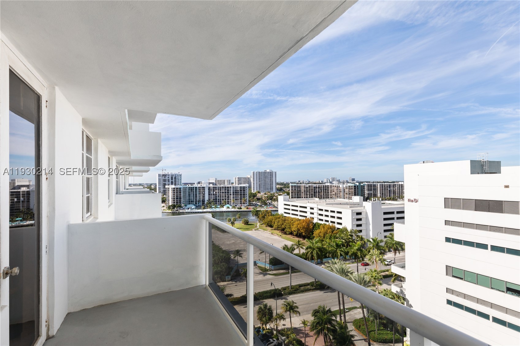 3725 S Ocean Dr 1421 Property Photo 28