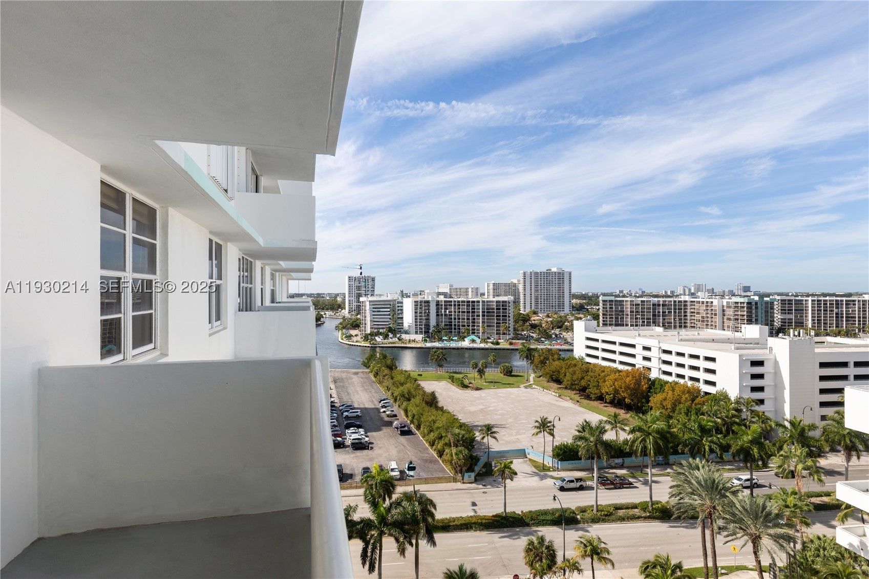 3725 S Ocean Dr 1421 Property Photo 29