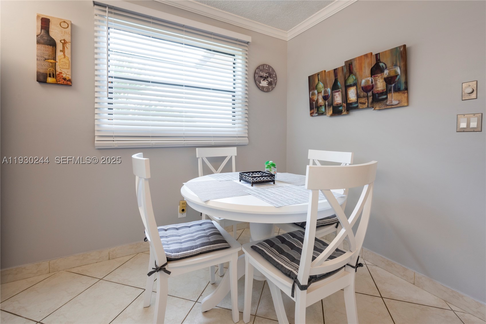 4940 E Sabal Palm Blvd 414 Property Photo 8