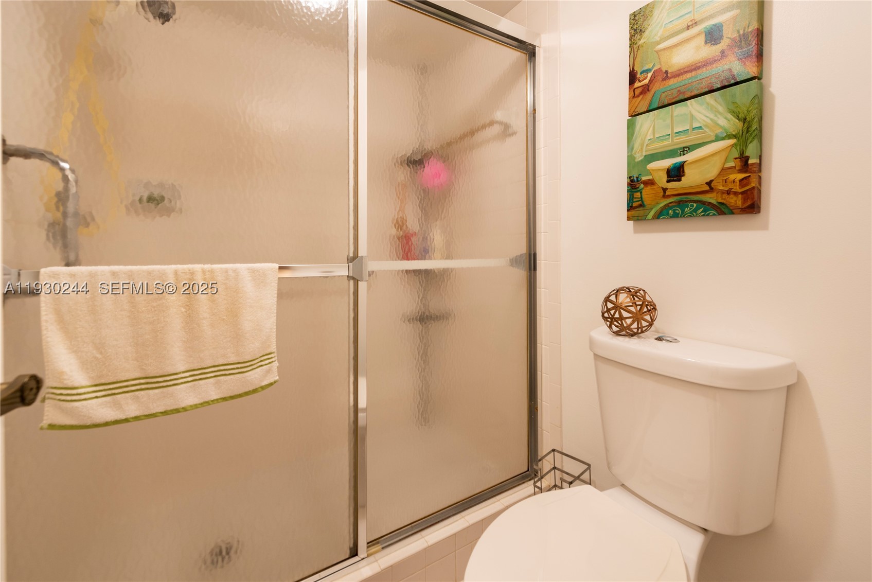4940 E Sabal Palm Blvd 414 Property Photo 17