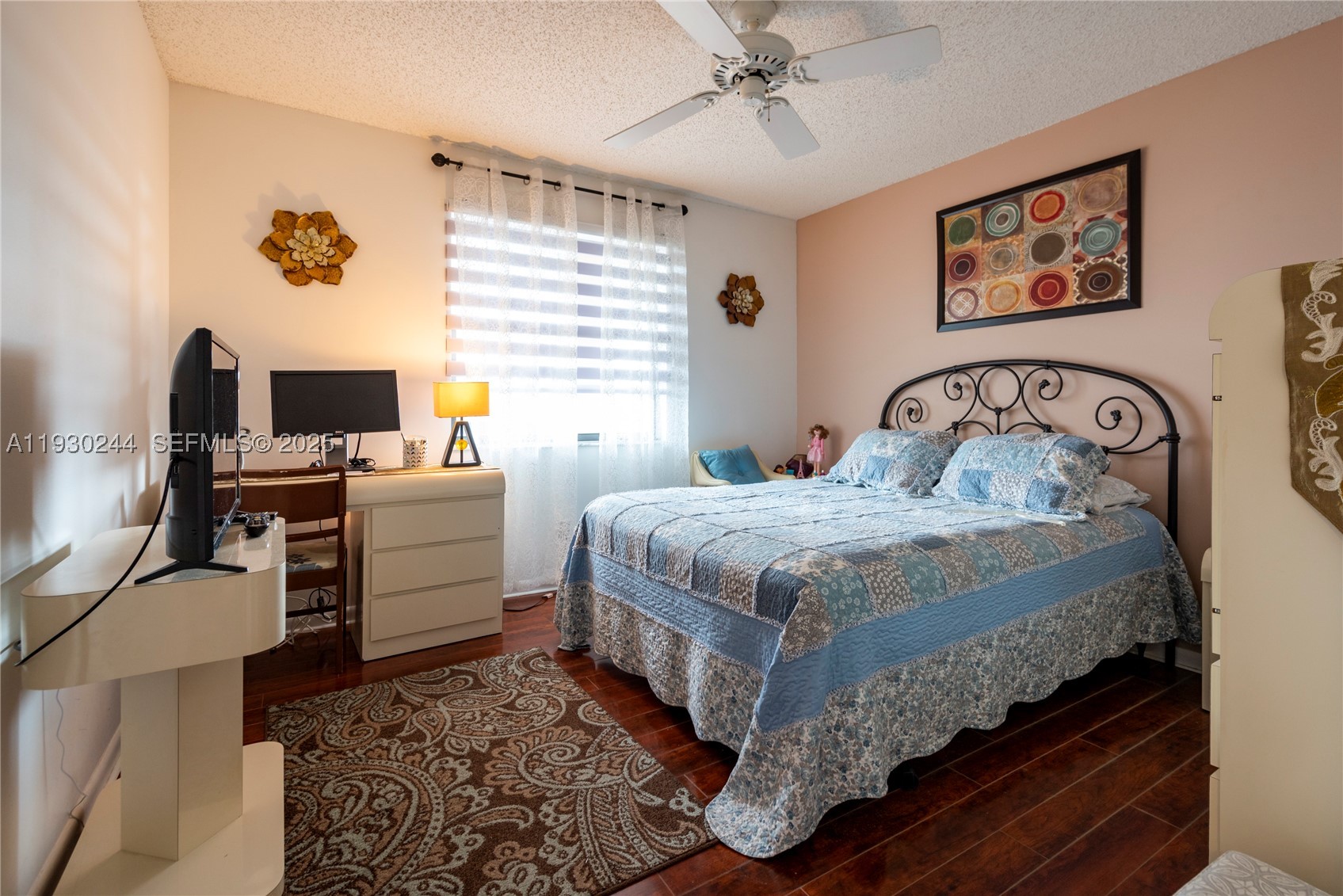 4940 E Sabal Palm Blvd 414 Property Photo 19