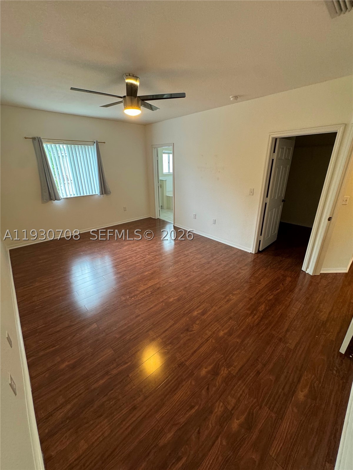 2452 Se 19th Ct Property Photo 8