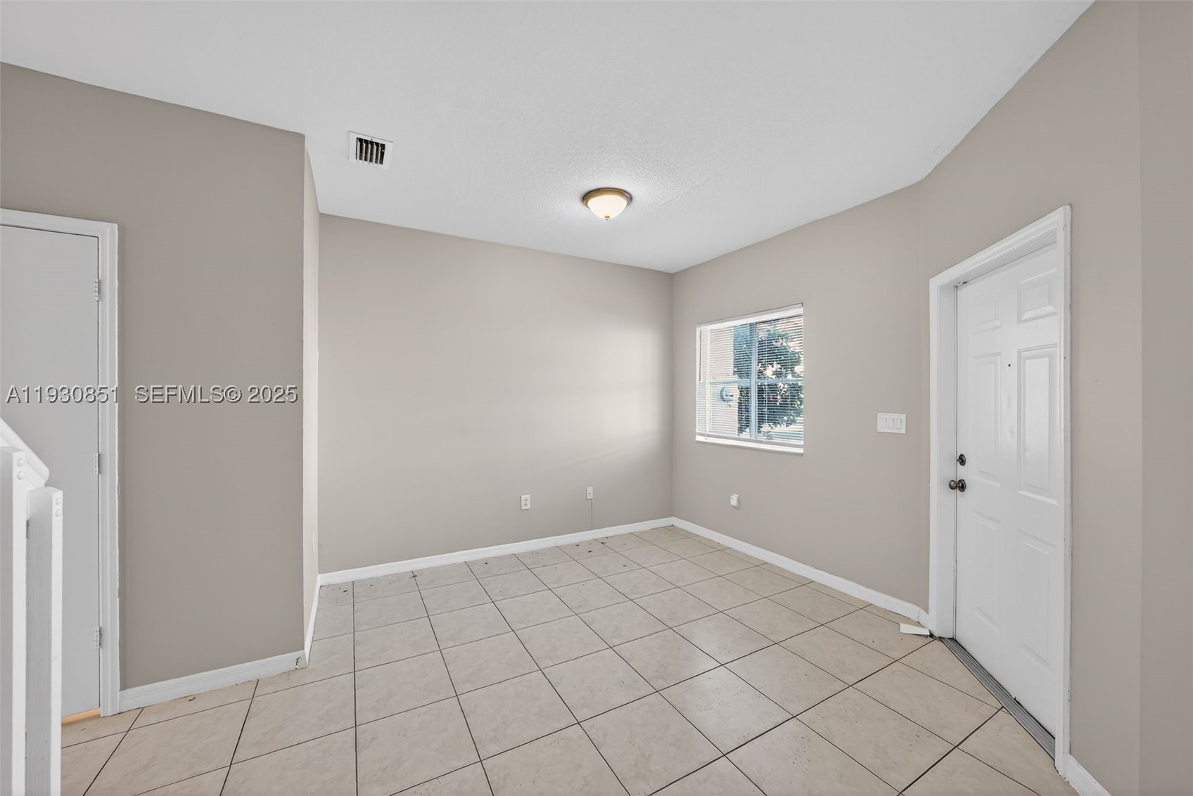 1614 Se 31st Ct Property Photo 8