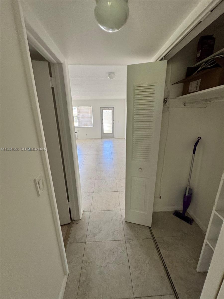 18 Hastings B 18 Property Photo 17
