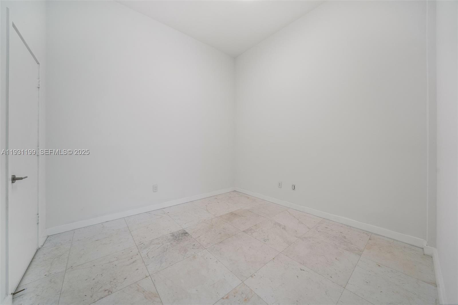 2900 Ne 7th Ave 604 Property Photo 18