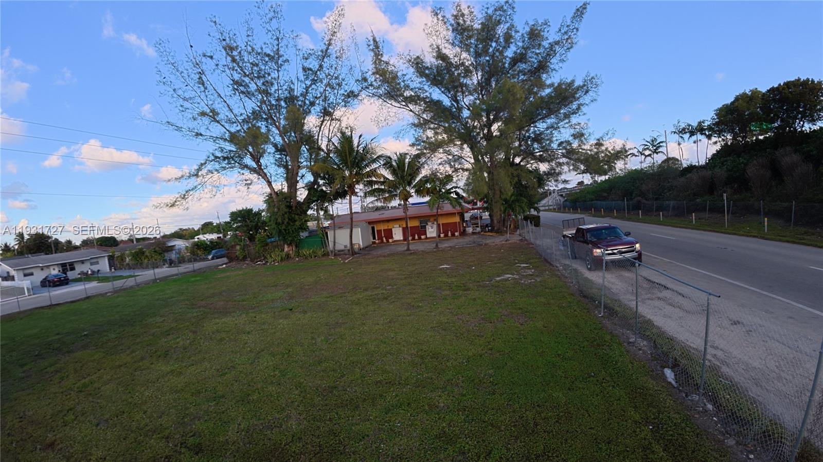 168 4215 Property Photo 11
