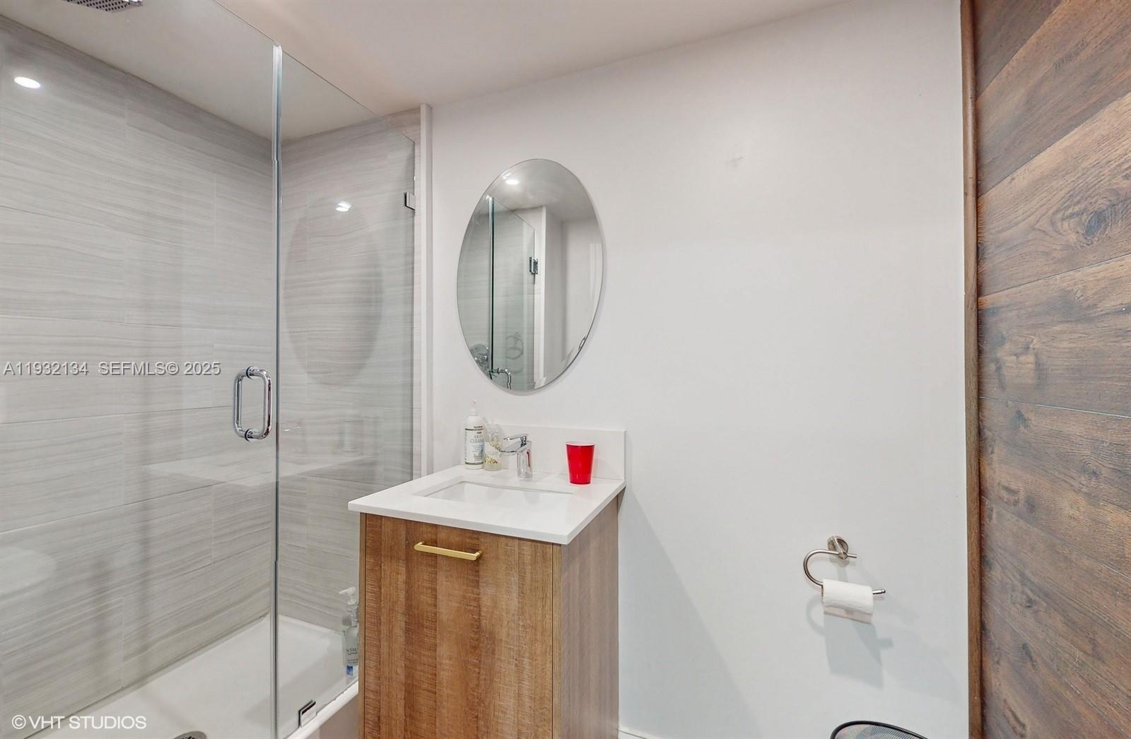 10155 Collins Ave 410 Property Photo 32
