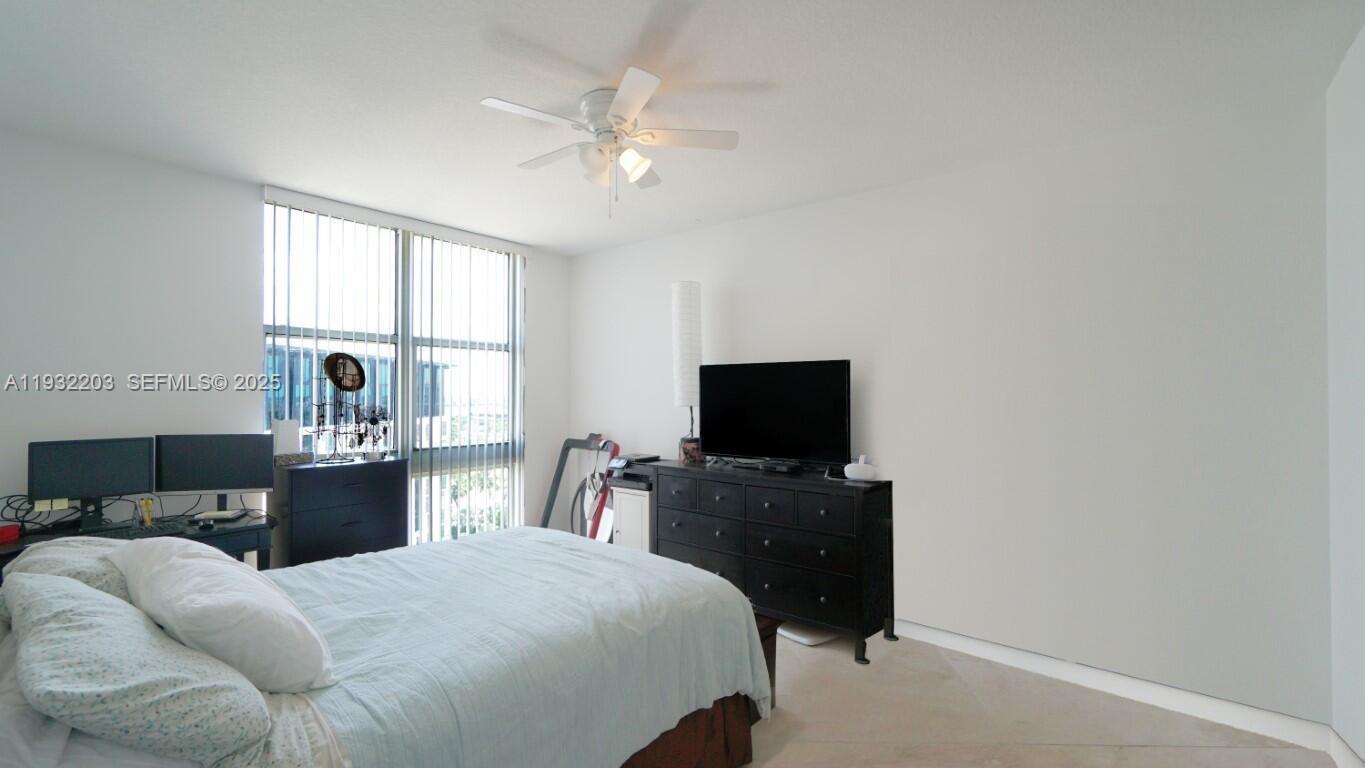 550 Okeechobee Blvd 1216 Property Photo 10