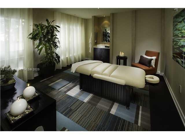 550 Okeechobee Blvd 1216 Property Photo 21