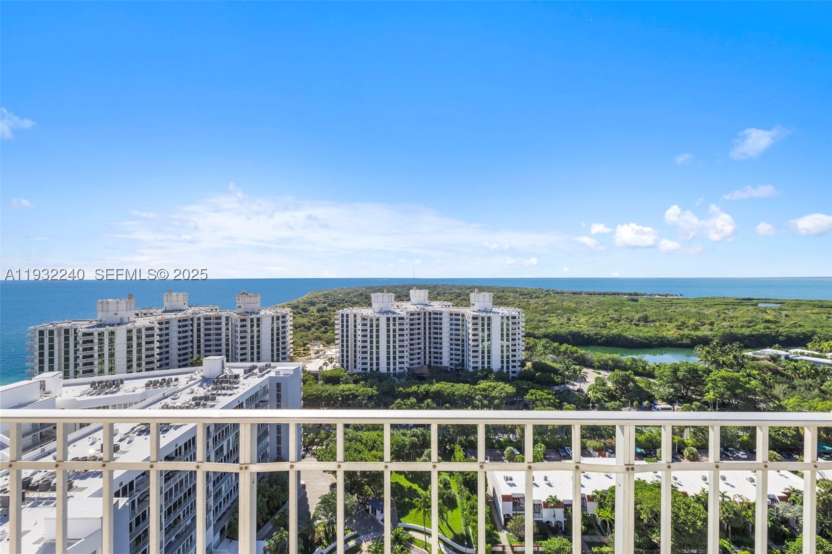 881 Ocean Dr 20a Property Photo 25