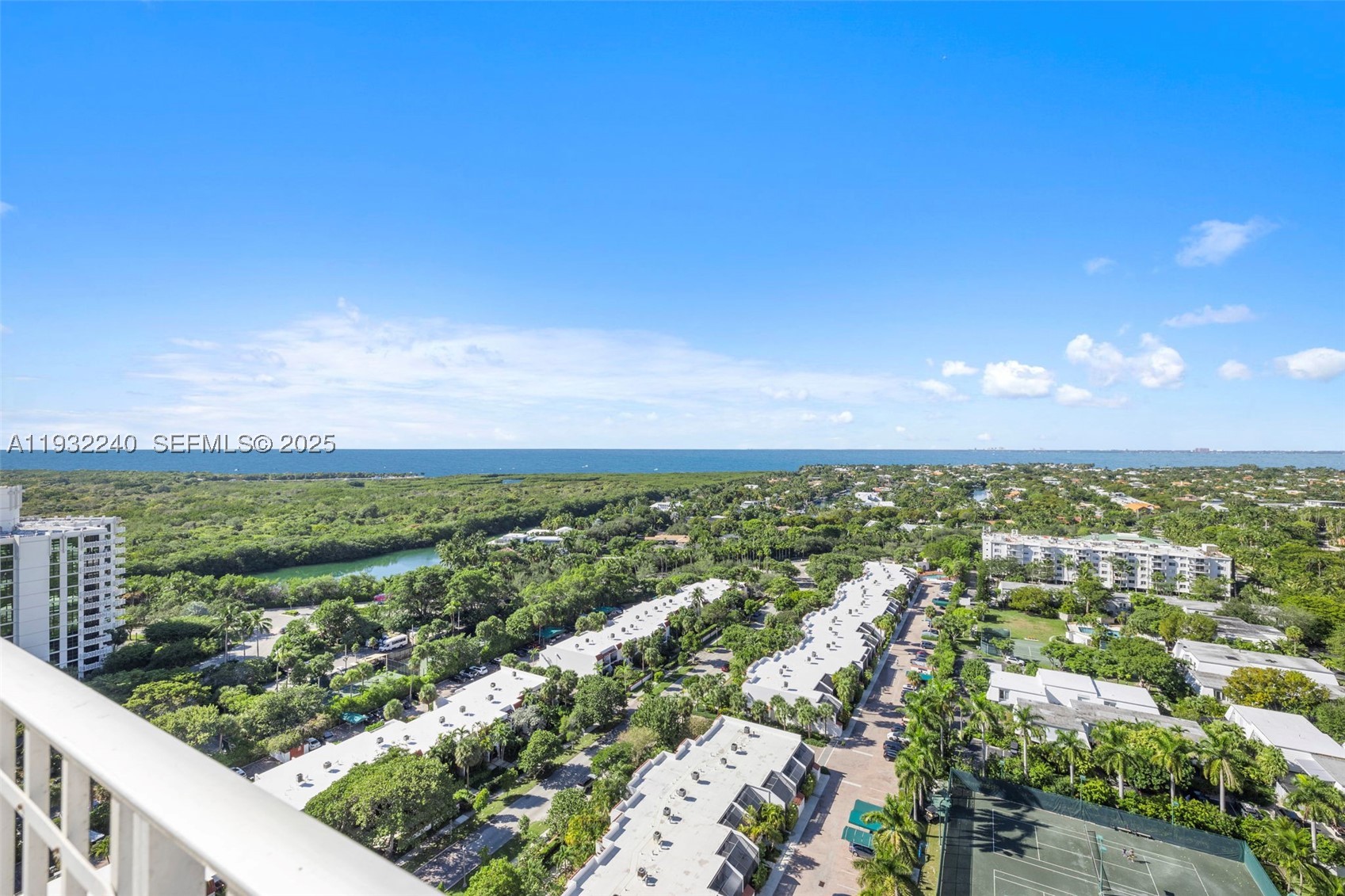881 Ocean Dr 20a Property Photo 28