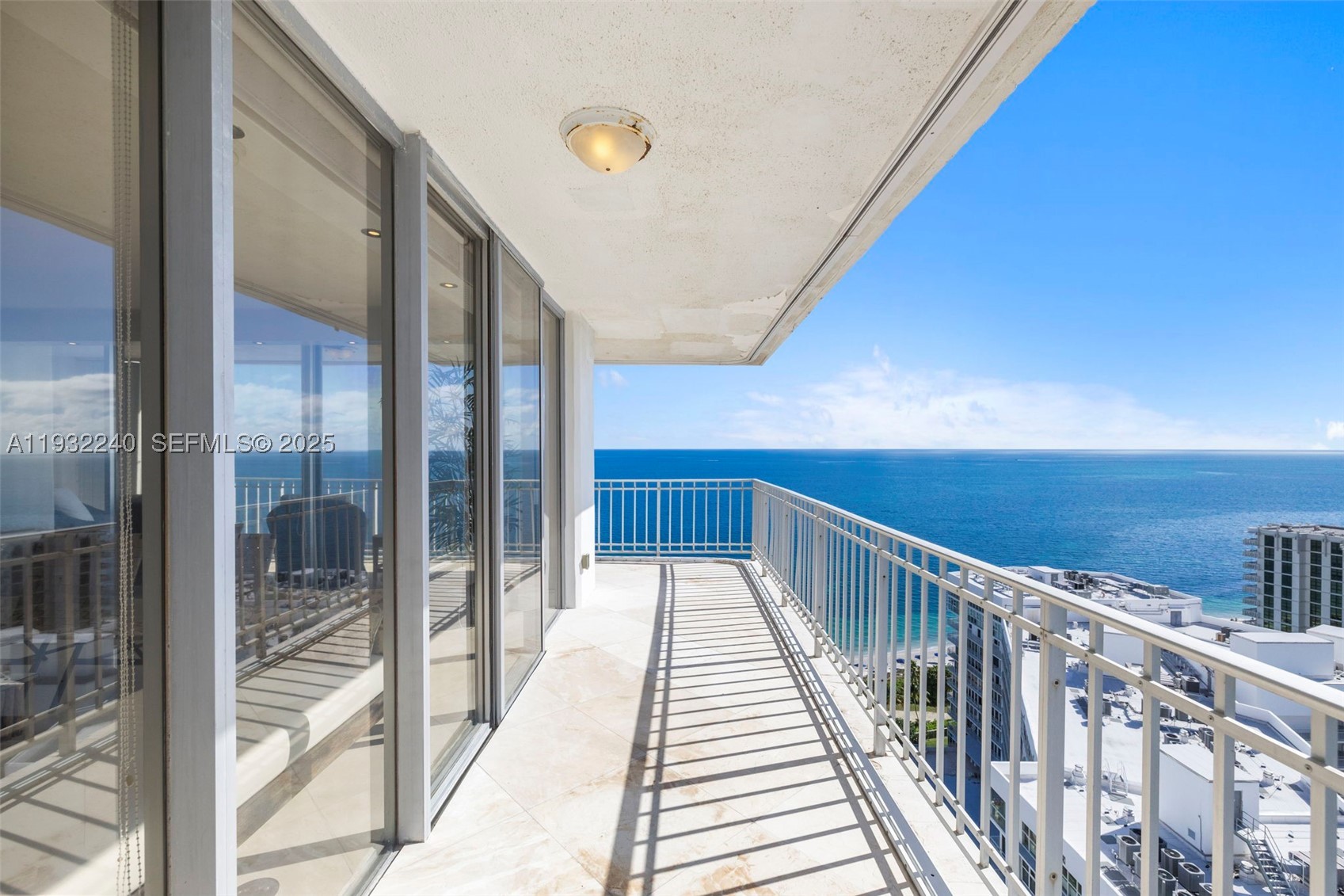 881 Ocean Dr 20a Property Photo 32