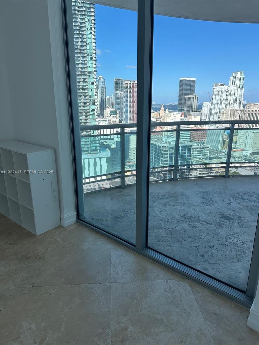 350 S Miami Ave 2913 Property Photo 11