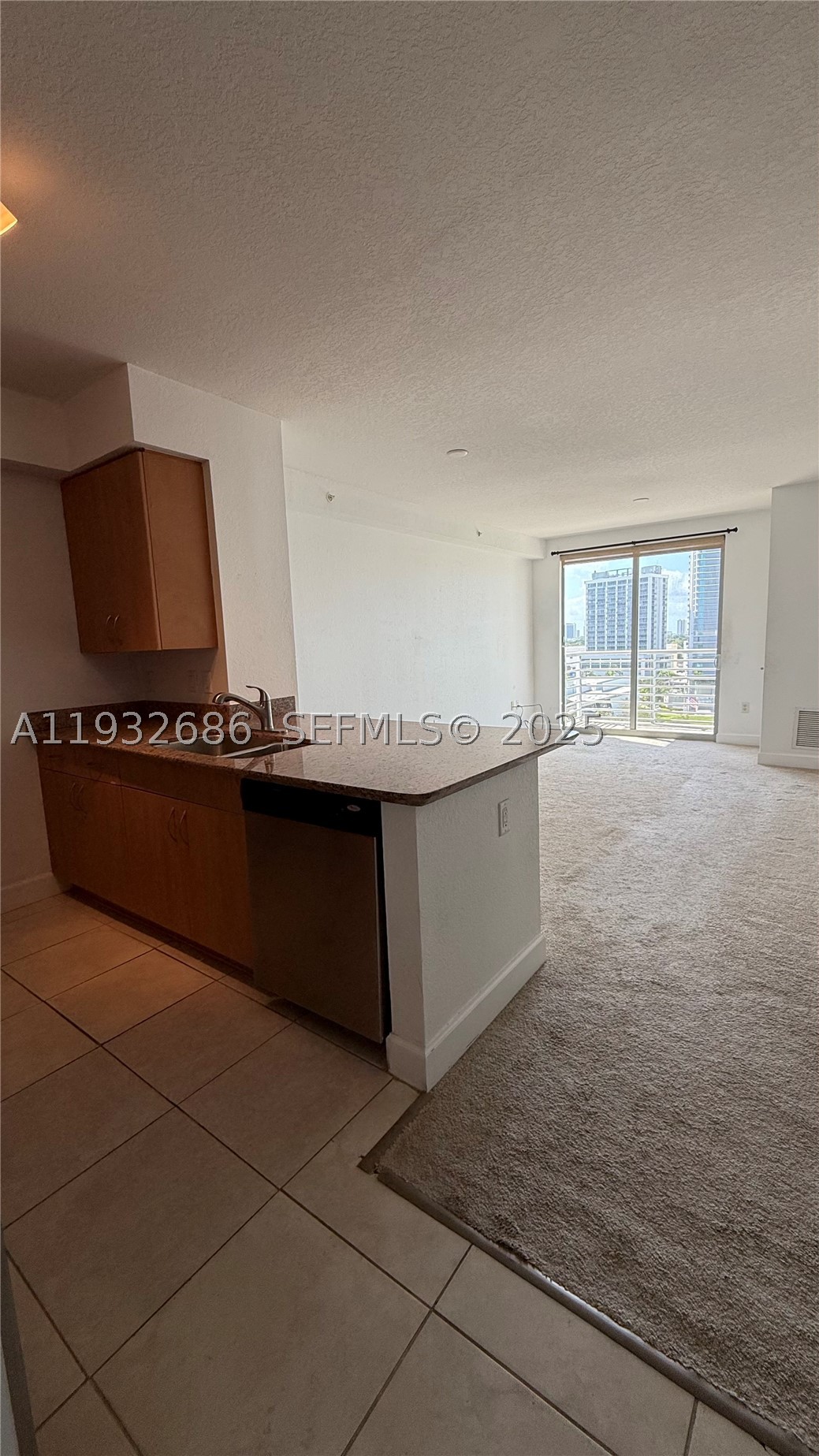 1830 Radius Dr 915 Property Photo 5