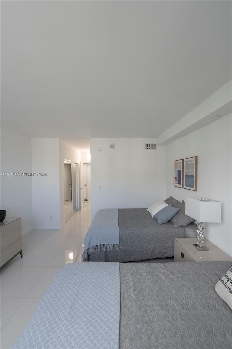 19380 Collins Ave 1003 Property Photo 23
