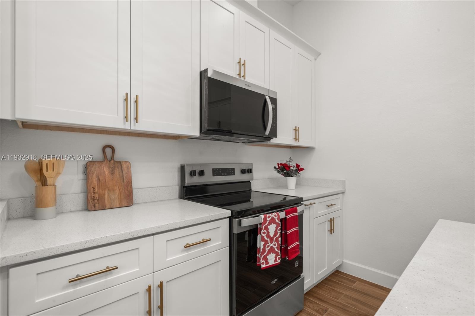 6724 Heavitree Dr Property Photo 19