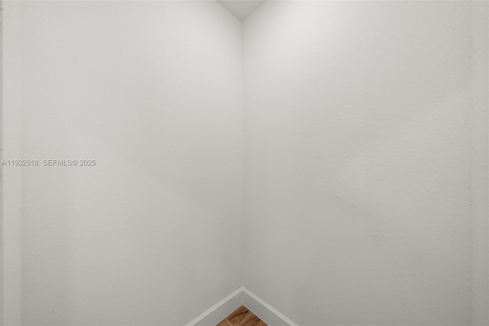 6724 Heavitree Dr Property Photo 20