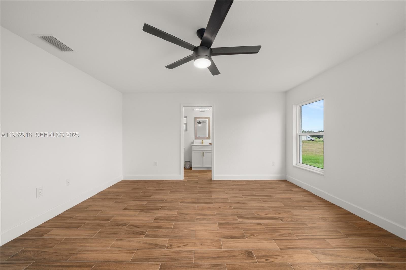 6724 Heavitree Dr Property Photo 27