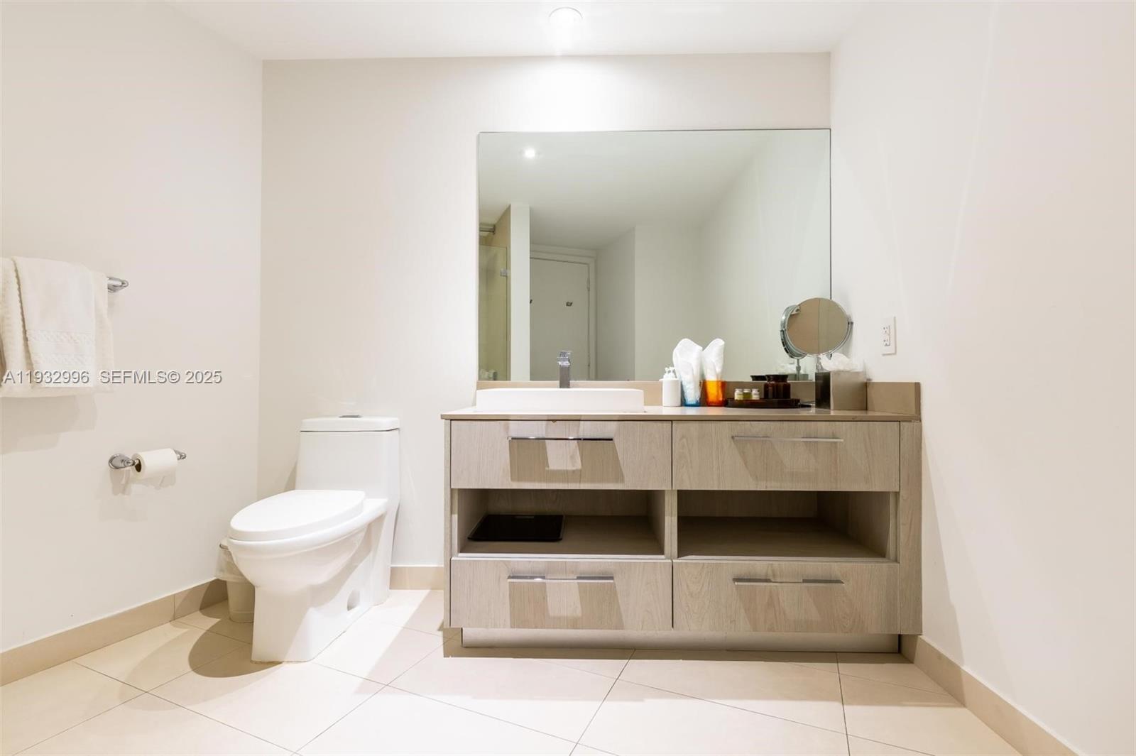 4111 S Ocean Dr 1910 Property Photo 15