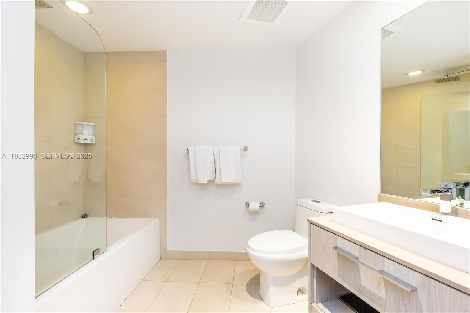 4111 S Ocean Dr 1910 Property Photo 16
