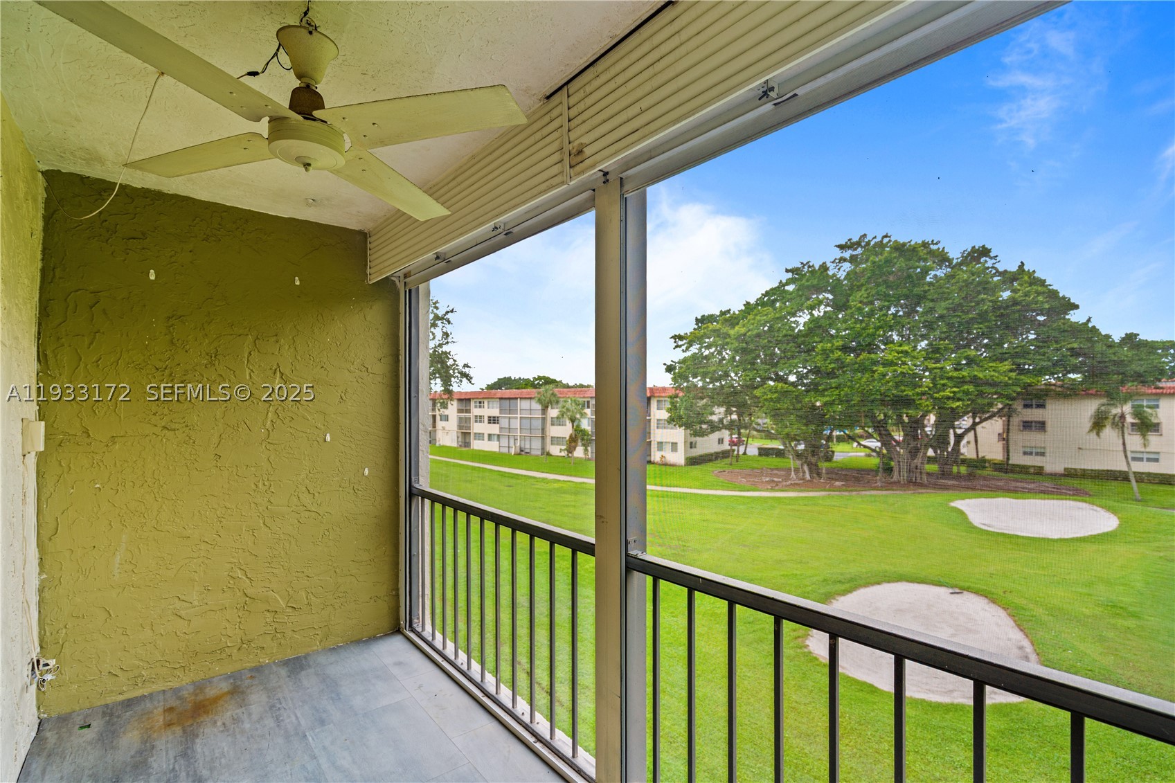 8901 S Hollybrook Blvd 303 Property Photo 17