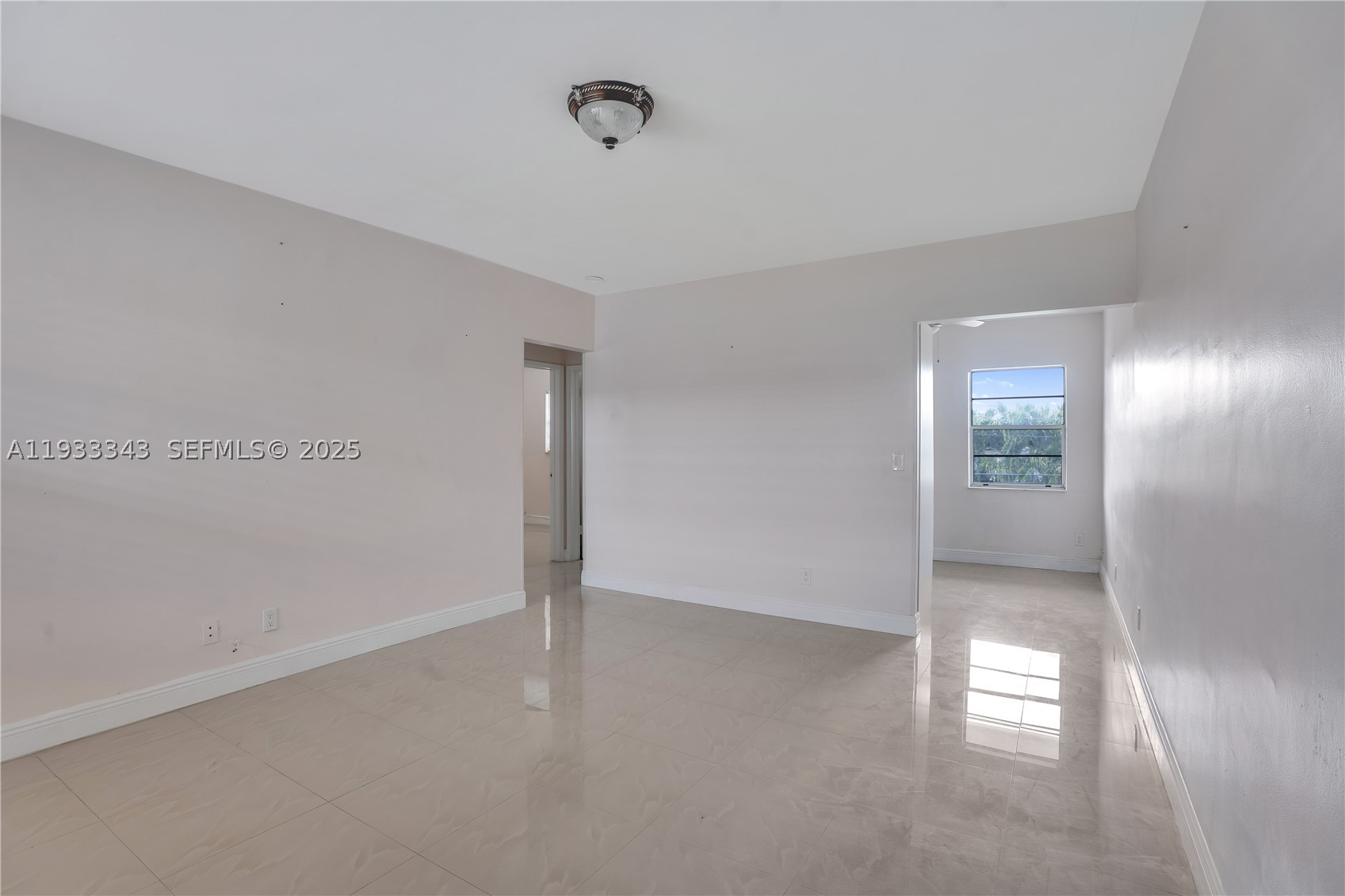 7401 Pines Blvd 221 Property Photo 6