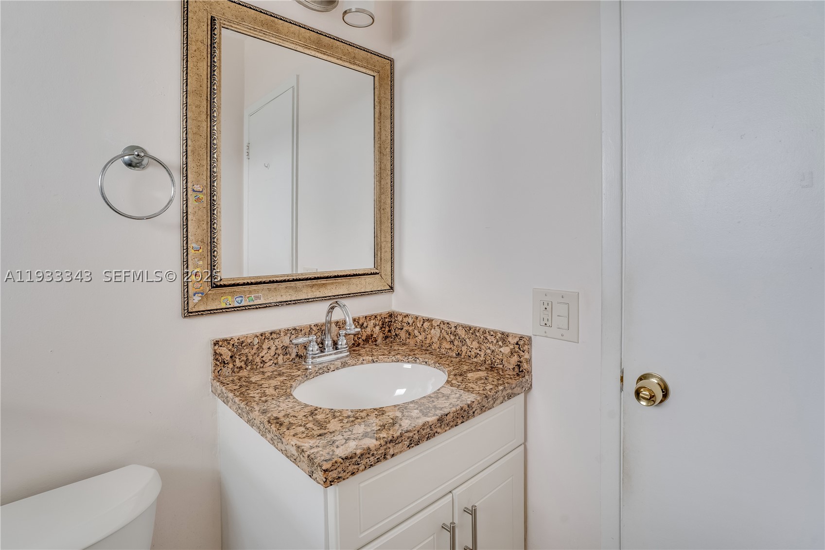7401 Pines Blvd 221 Property Photo 18