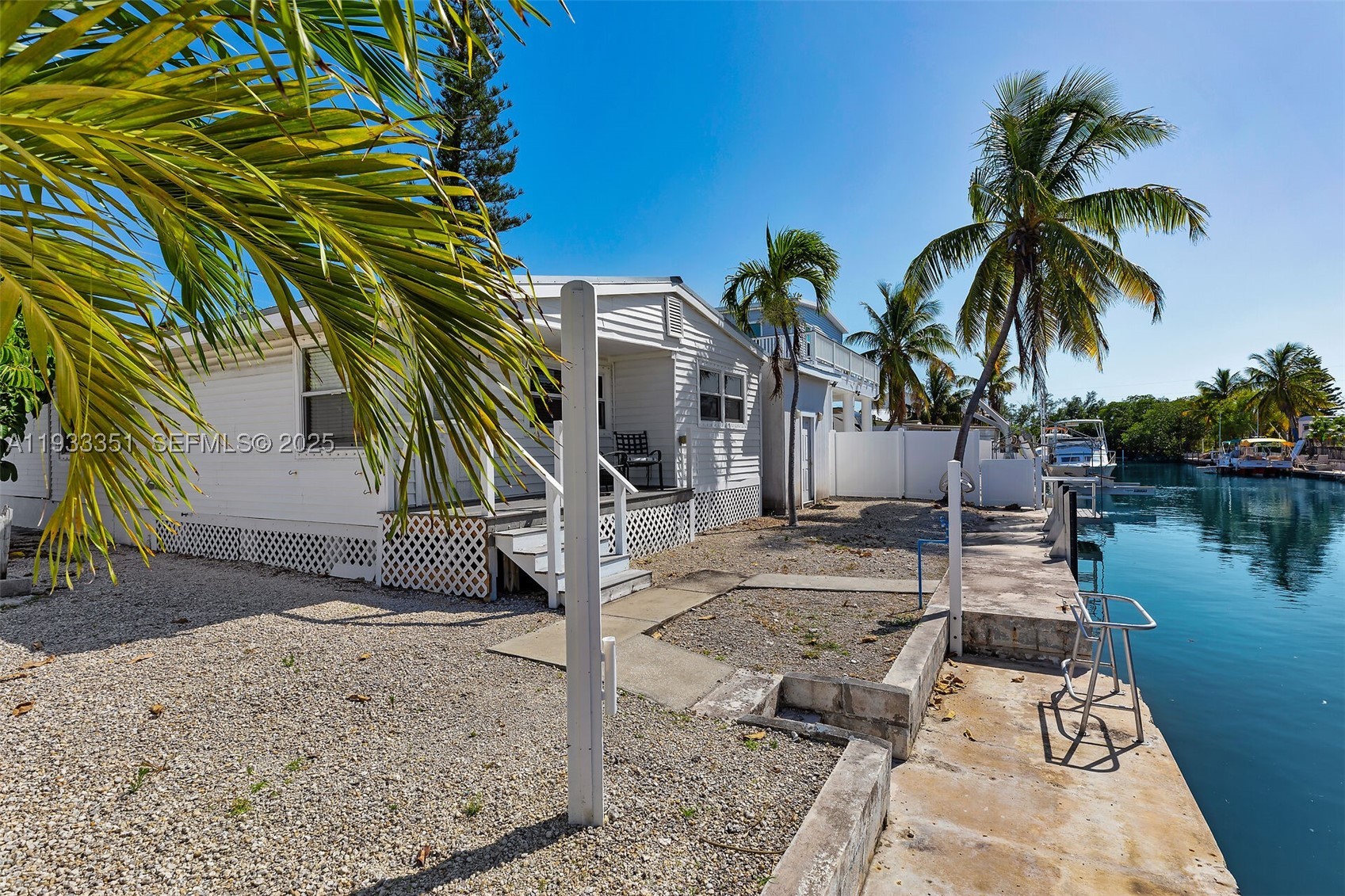 59761 Overseas Hwy Property Photo 7