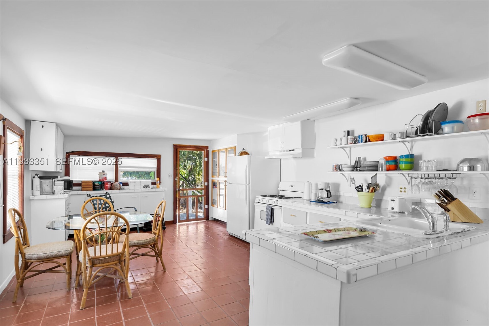 59761 Overseas Hwy Property Photo 15