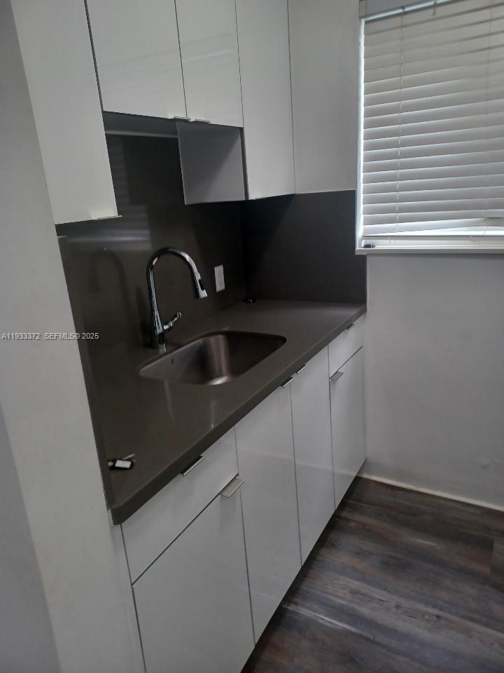 6950 Byron Ave 2 Property Photo 2