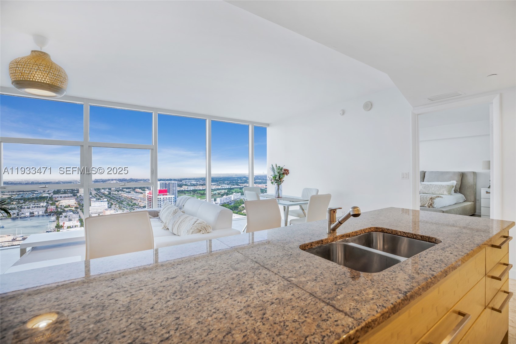 1830 S Ocean Dr 4707 Property Photo 6