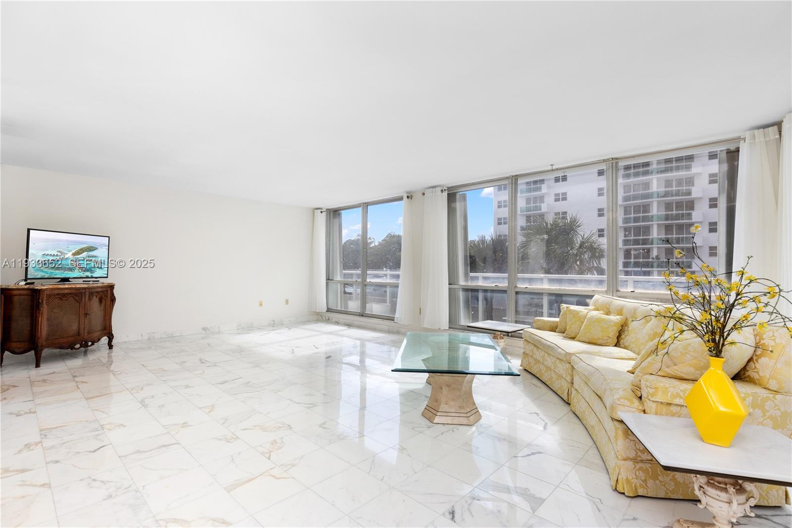 2751 S Ocean Dr 208s Property Photo 1