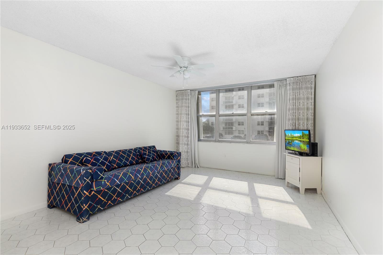 2751 S Ocean Dr 208s Property Photo 14